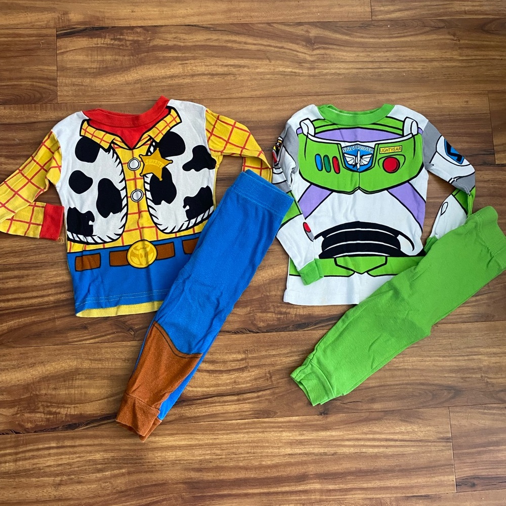 Disney Toy Story woody & Buzz pj’s